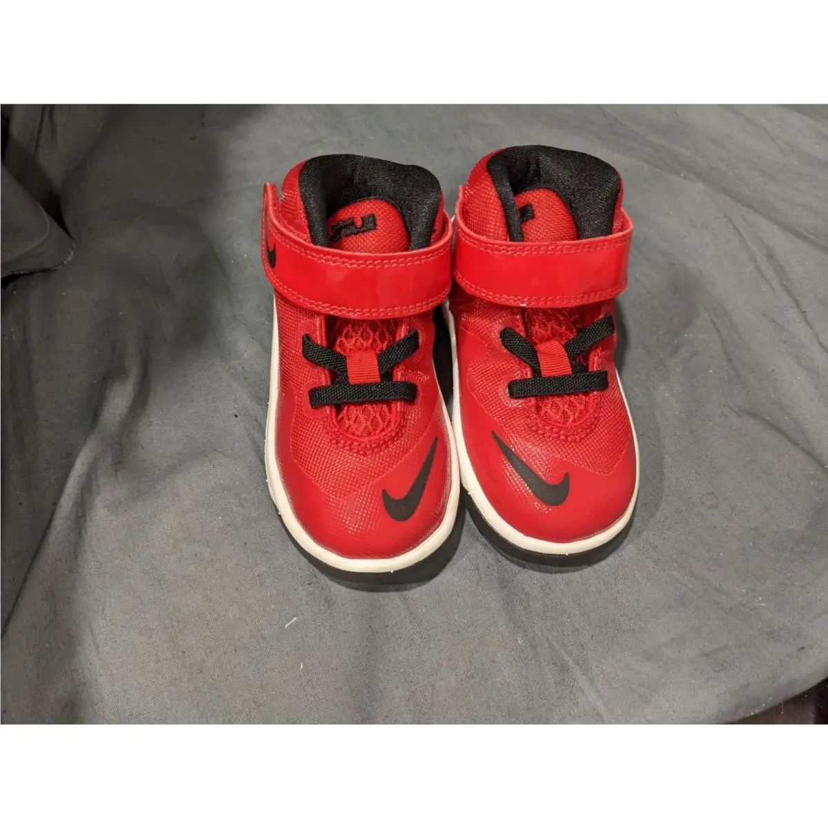 Nike shoes - Nike LeBron Soldier - LeBron Soldier - Red (UPC: 826218852480) 0