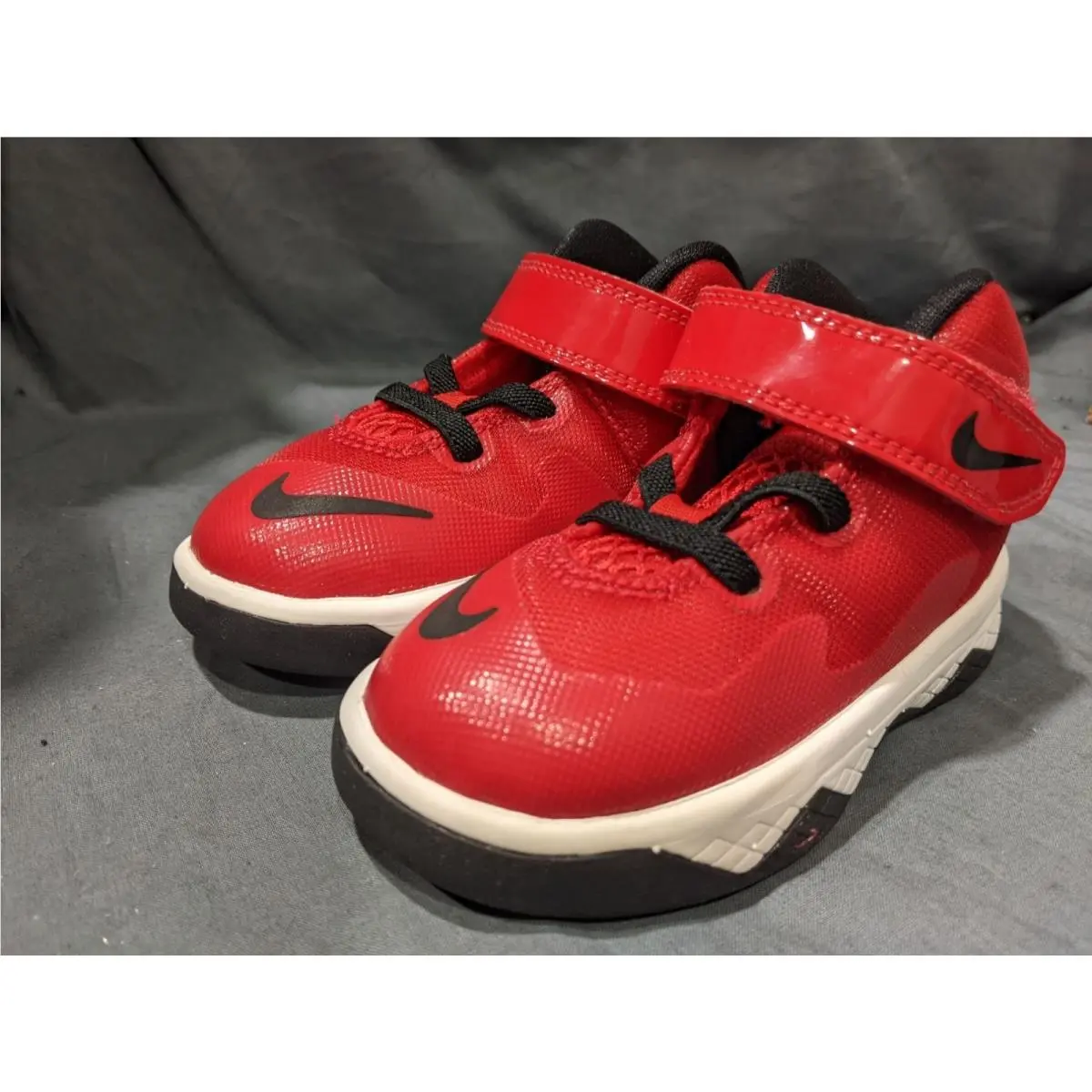 Nike shoes - Nike LeBron Soldier - LeBron Soldier - Red (UPC: 826218852480) 6