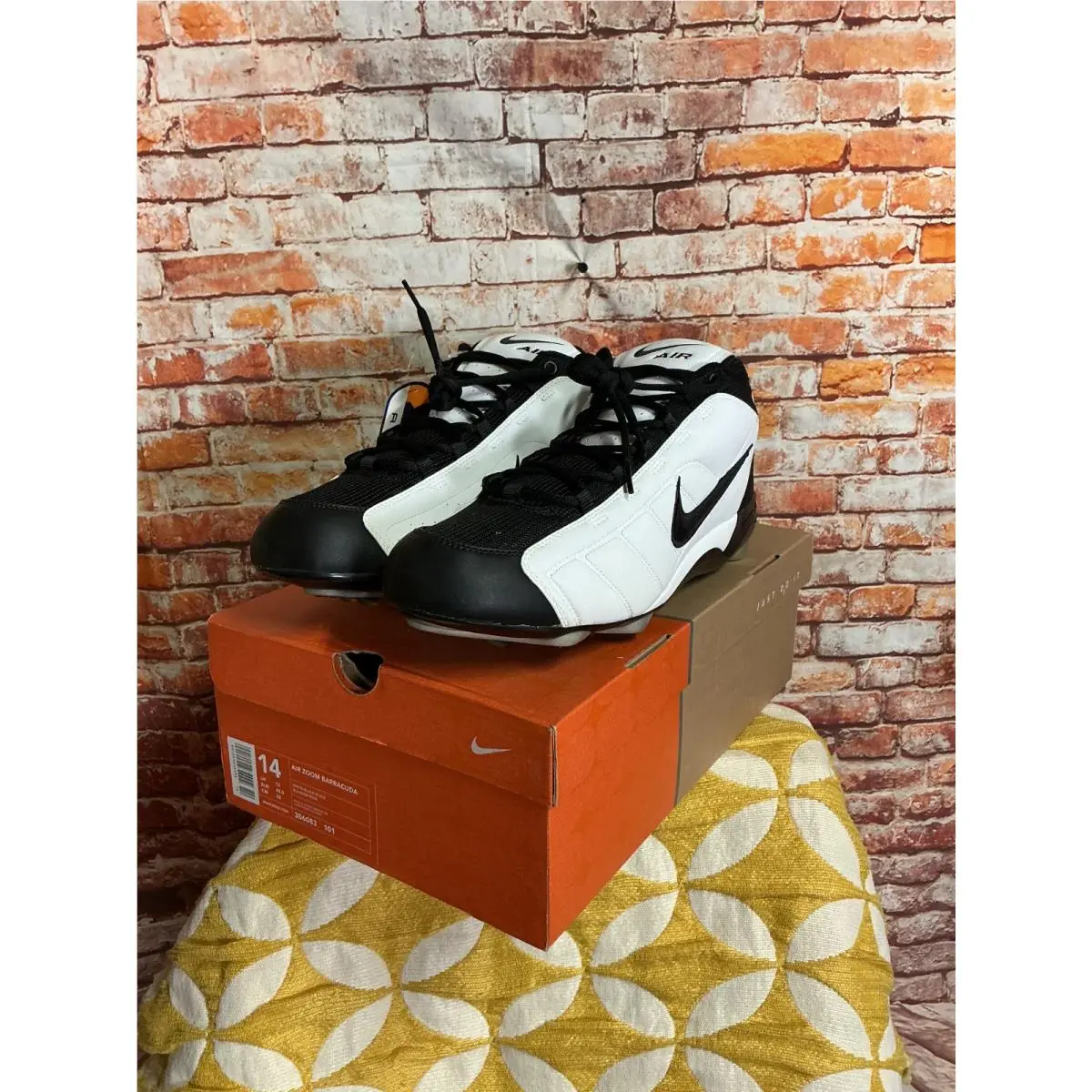 Nike shoes - Black 2