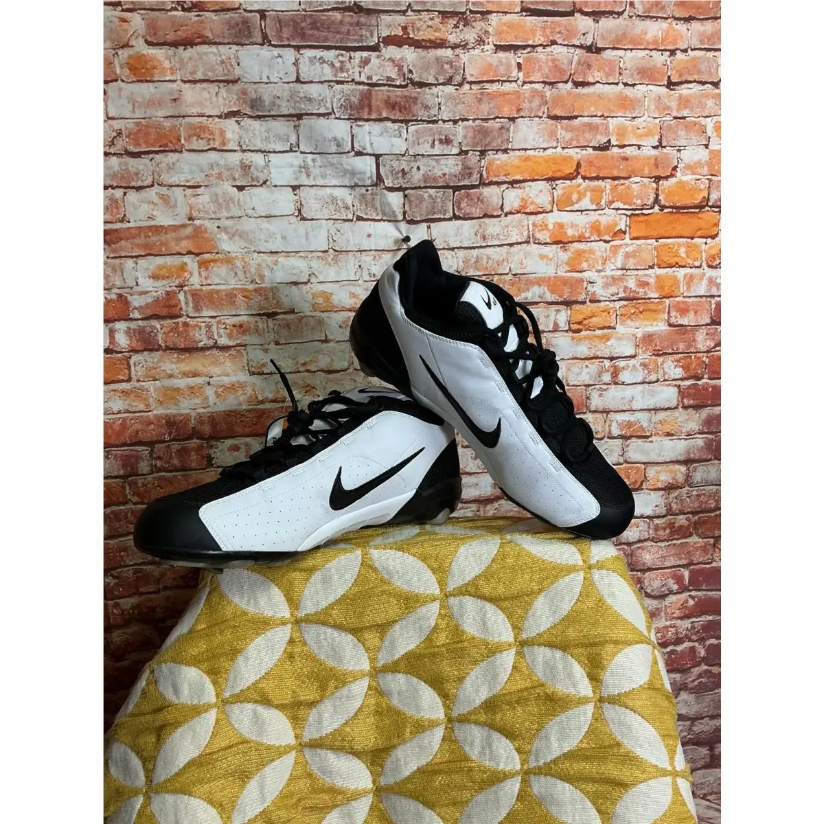 Nike shoes - Black 3