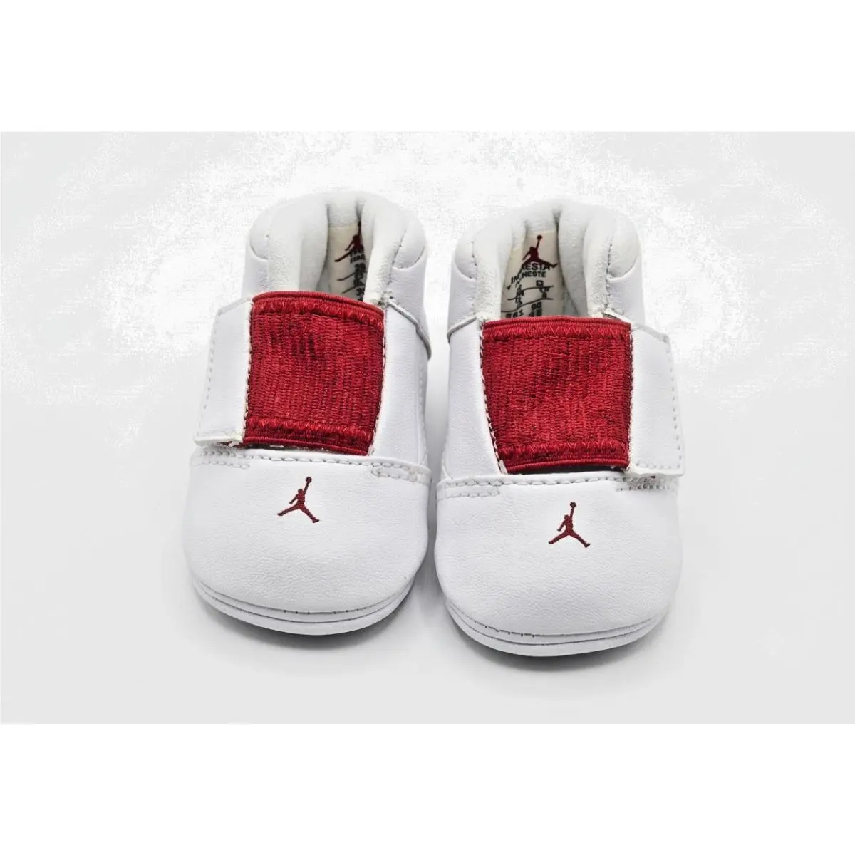 Nike shoes - White 2