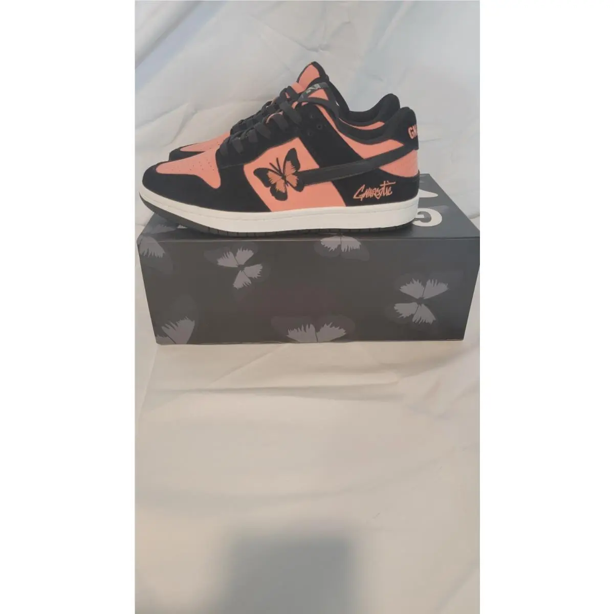 Nike shoes - Gnarcotic SB Butterfly - Gnarcotic Butterfly - Orange 3