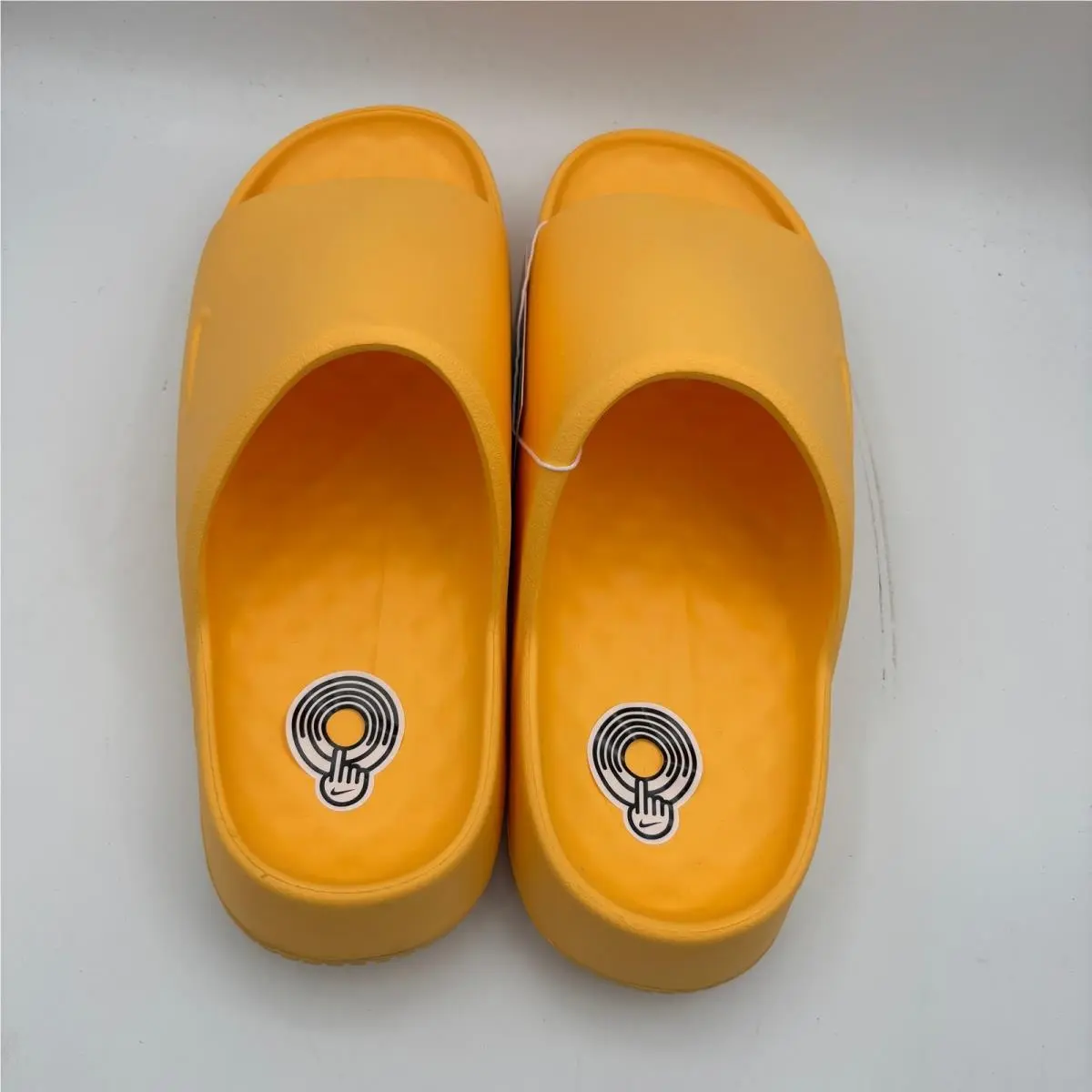 Nike shoes - Nike Calm Slide 2.0 - Calm Slide - Yellow 3