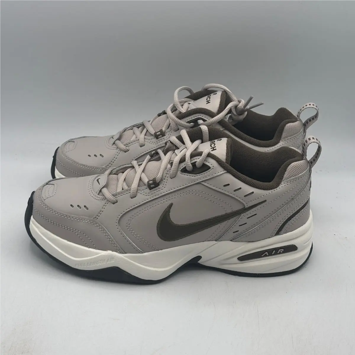 Nike shoes - Nike Air Monarch IV - Air Monarch - Beige 1