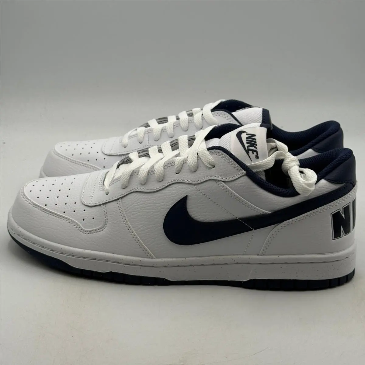 Nike shoes - Nike Big Nike Low - Big Low - White 2