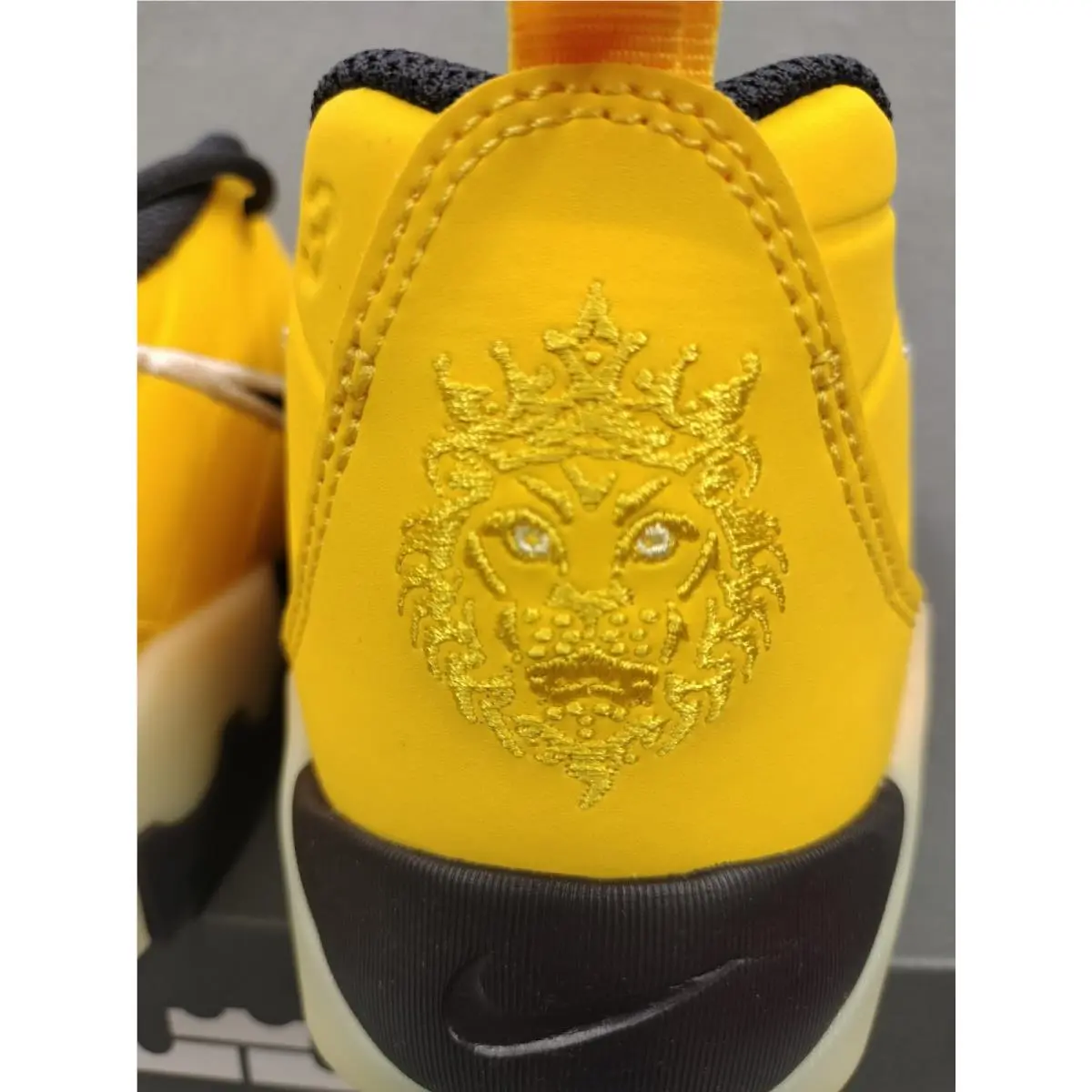 Nike shoes - Nike LeBron Witness IX - LeBron Witness - Yellow 3