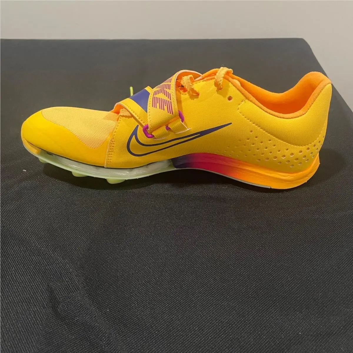 Nike shoes - Nike Zoom Rival SD 2 - Yellow 0