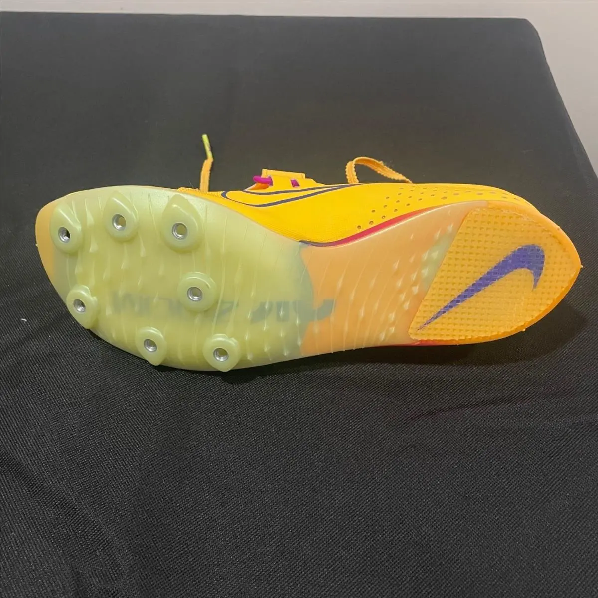 Nike shoes - Nike Zoom Rival SD 2 - Yellow 1