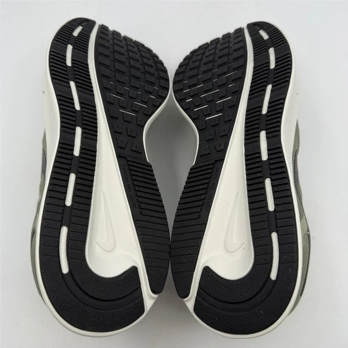 Nike shoes - Run Swift 3 - Run Swift - Green 3