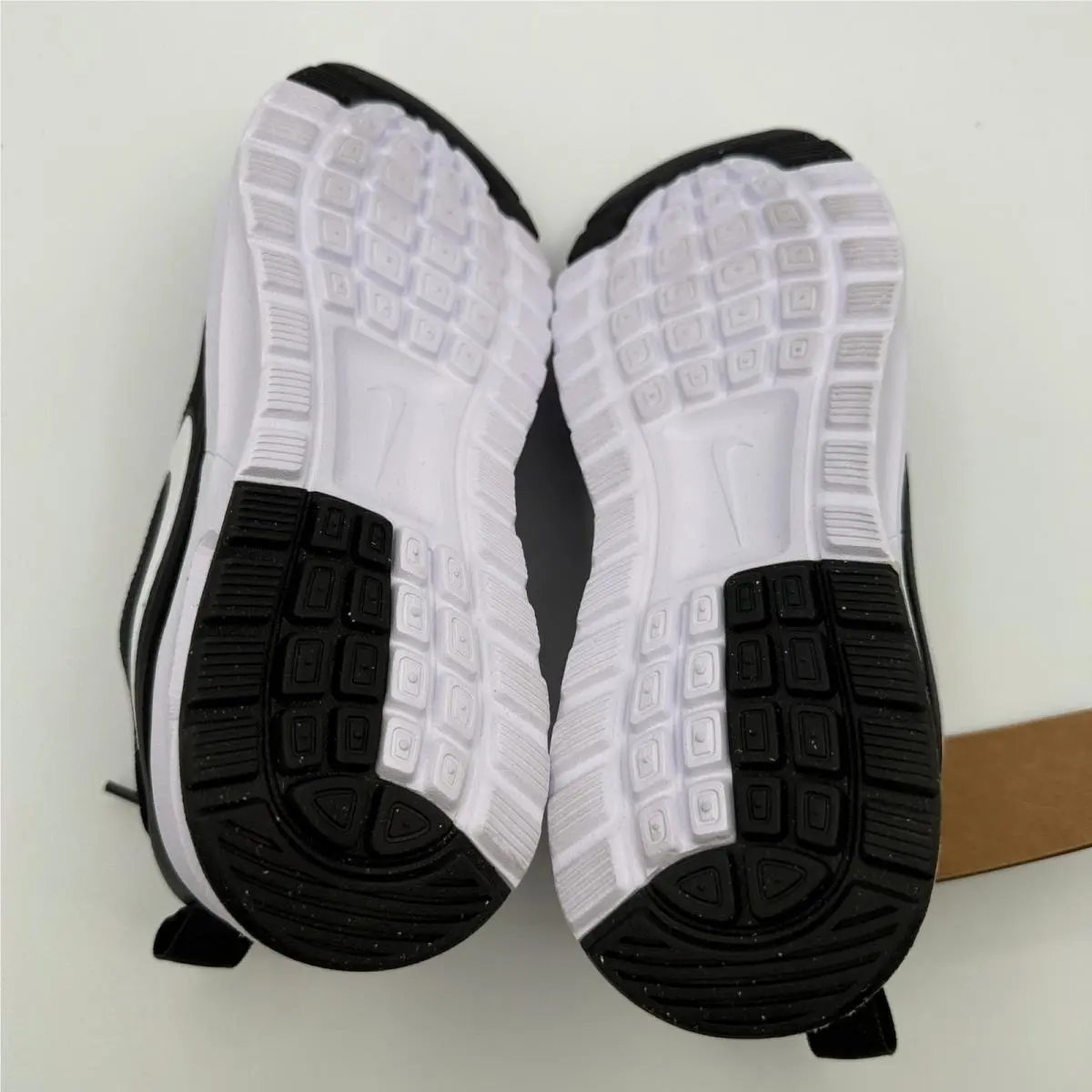Nike shoes - Nike Air Max Nuaxis - Air Max Nuaxis - Black 4