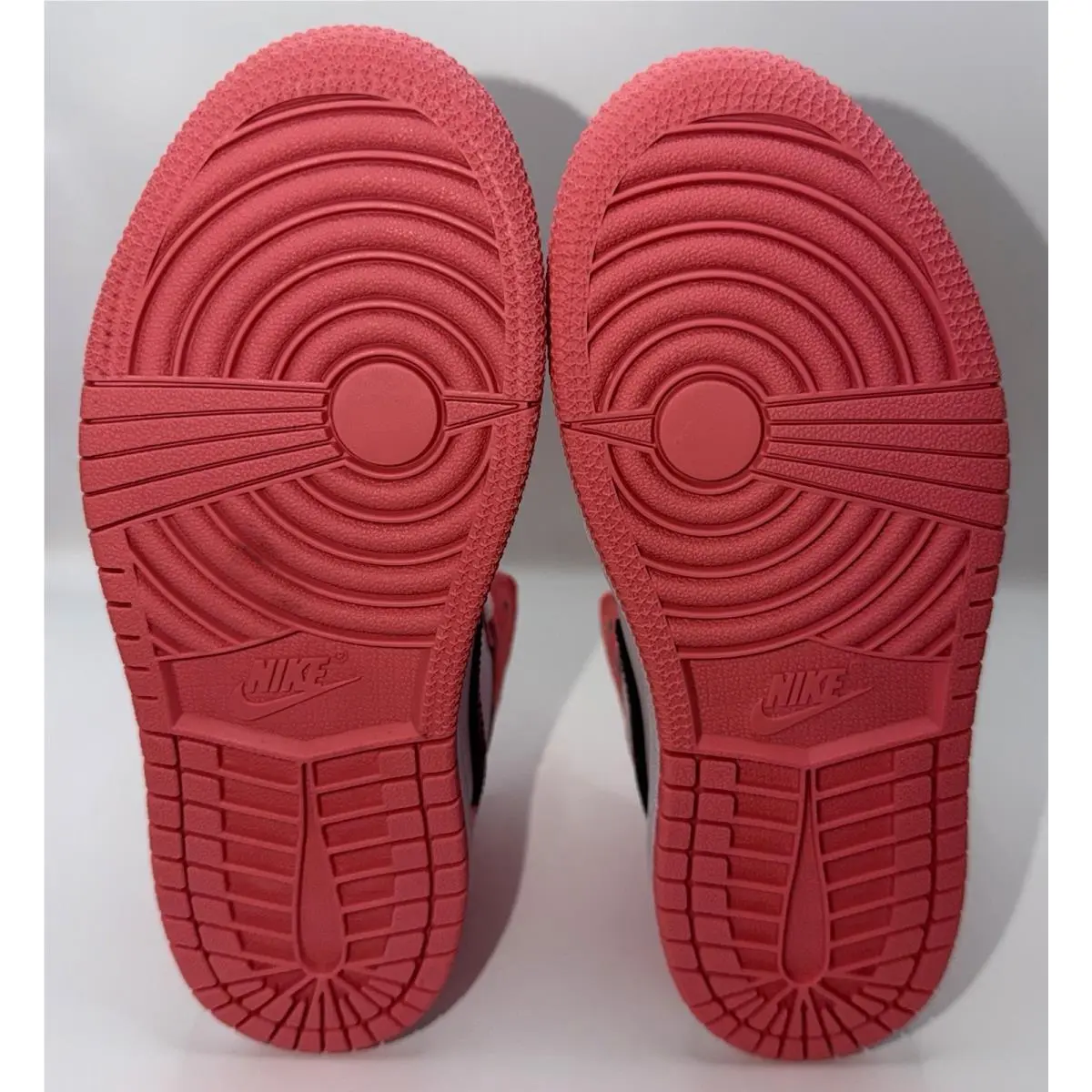 Nike shoes - Air Jordan 1 Mid - Air Mid - Pink 8