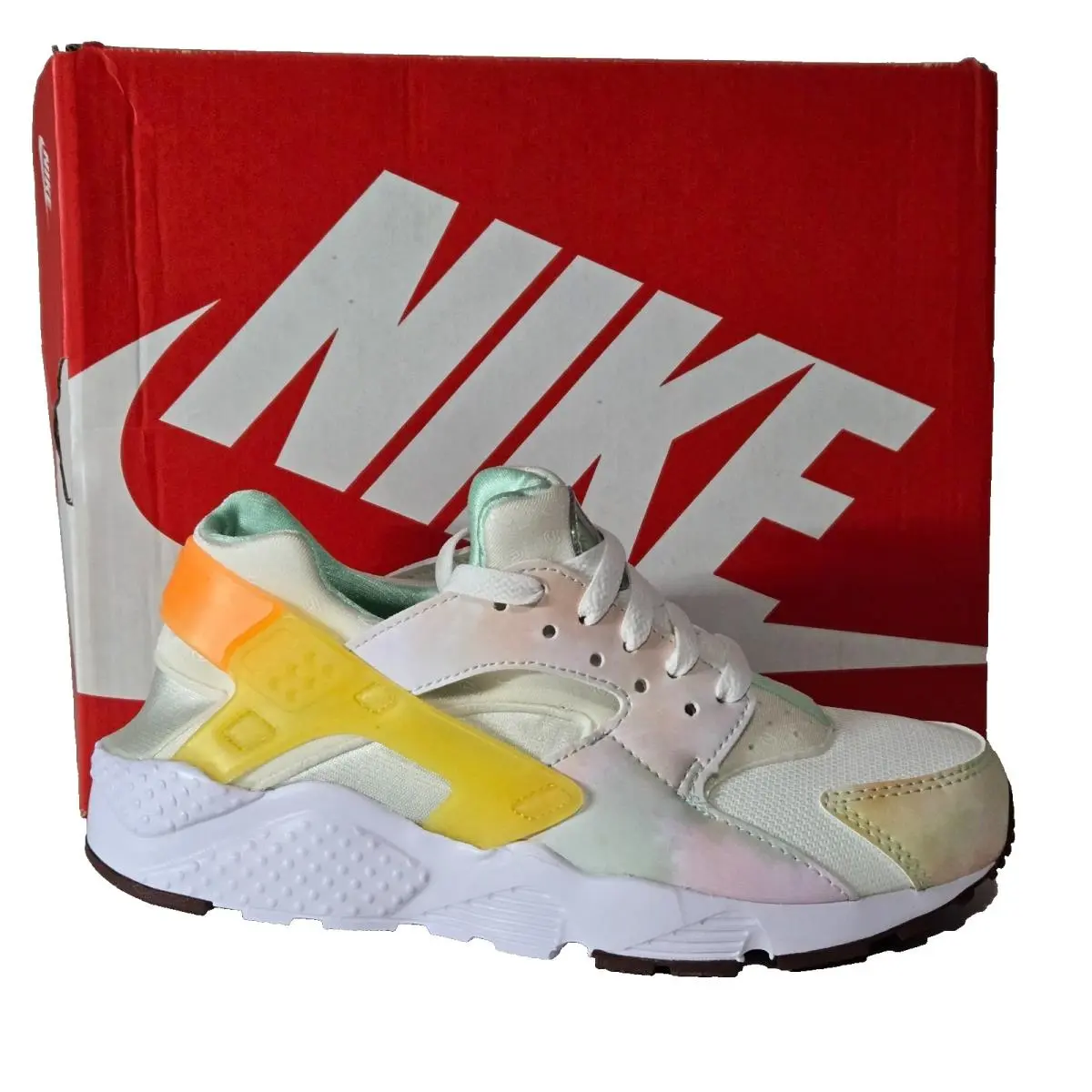 Youth Kids Unisex Sneakers Running Shoes Sz 4.5Y White Gold Huarache Run GS by Nike