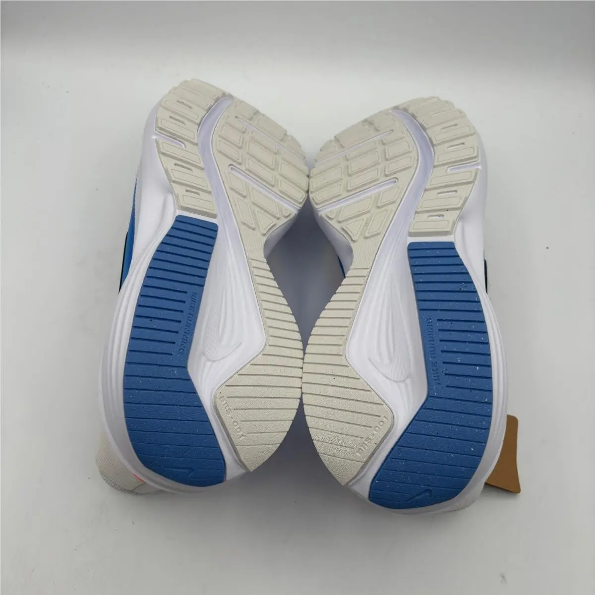 Nike shoes - Nike Downshifter 14 - Downshifter - White 4