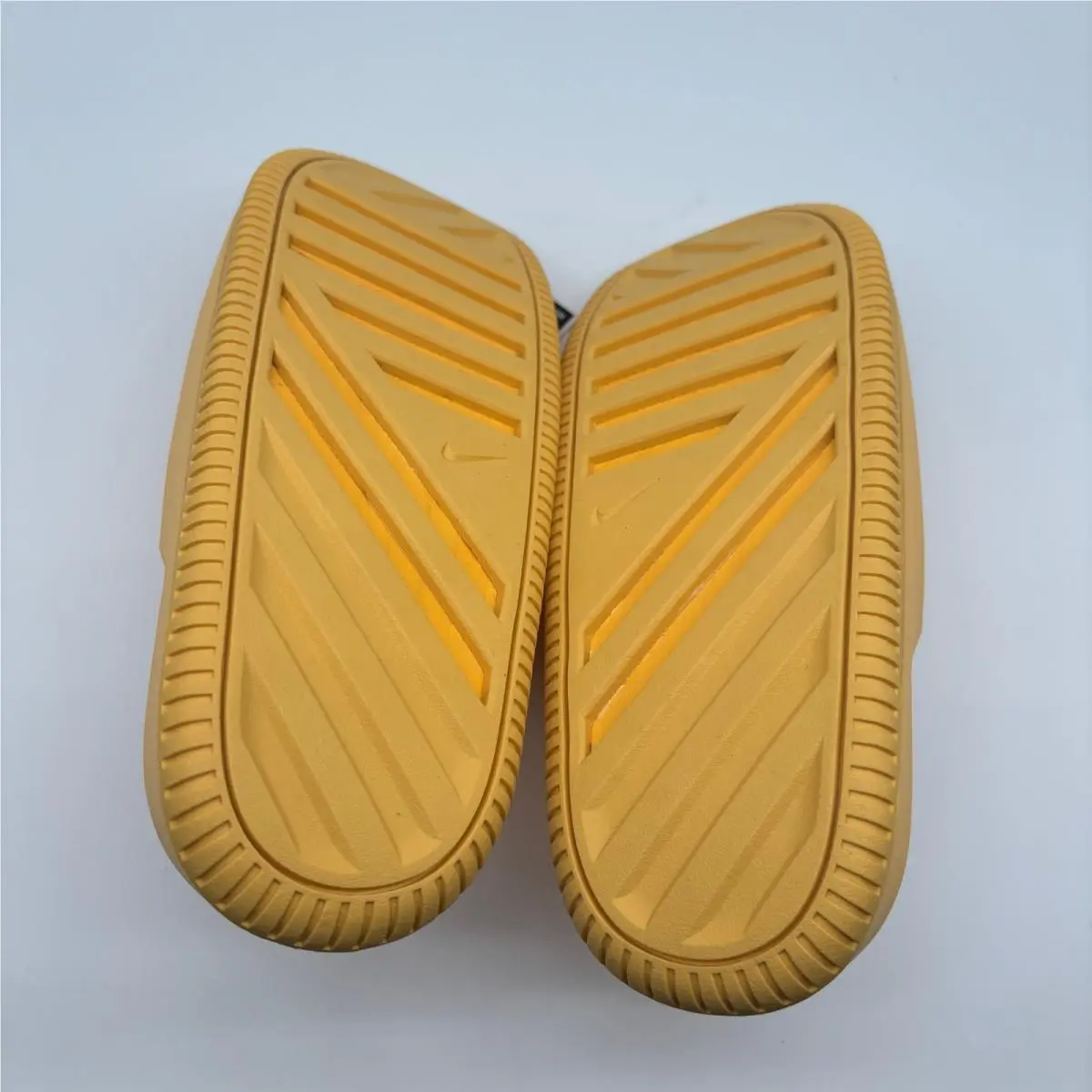 Nike shoes - Nike Calm Slide 2.0 - Calm Slide - Gold 4