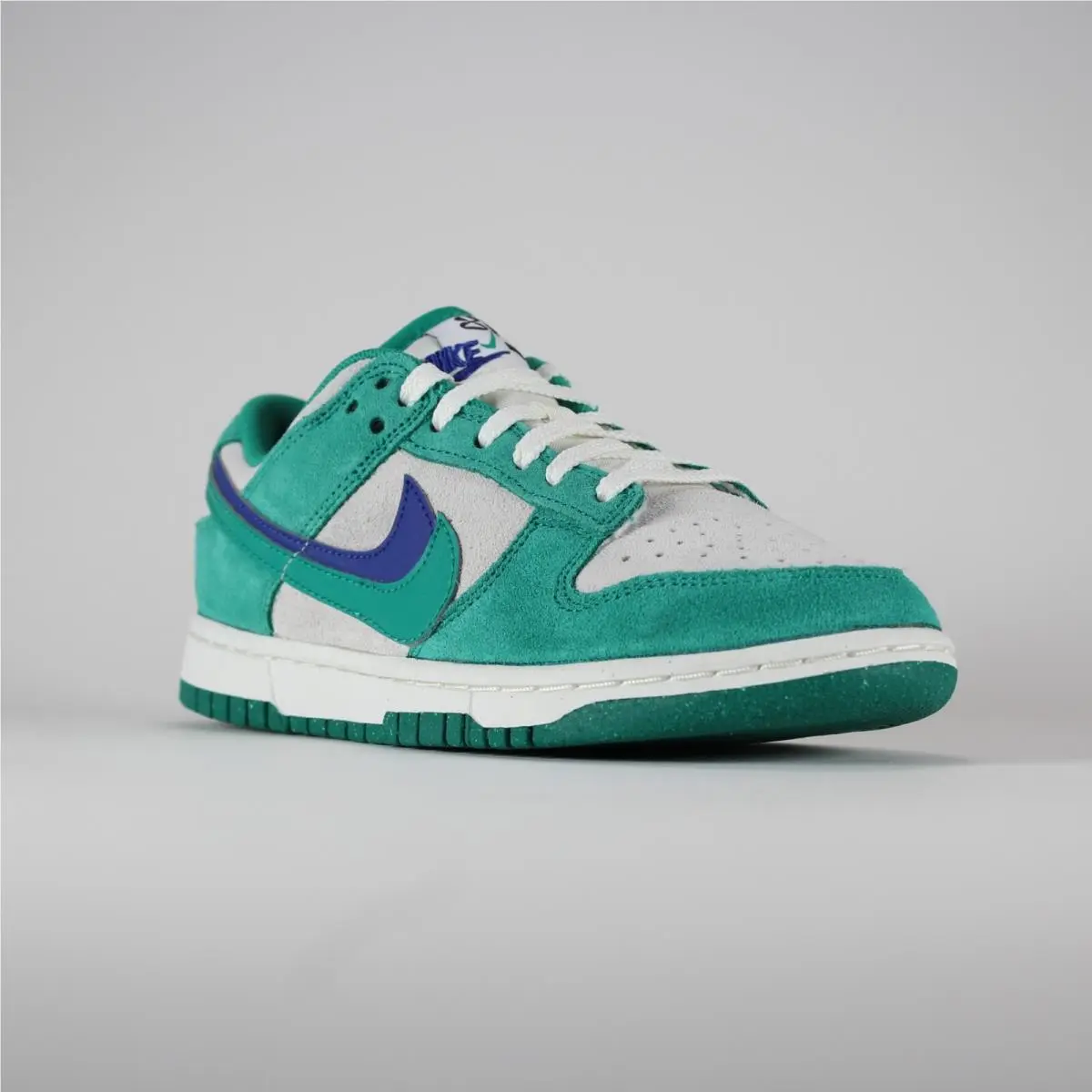 Nike shoes - Nike Dunk Low - Dunk Low - DO9457-101 - Green 2