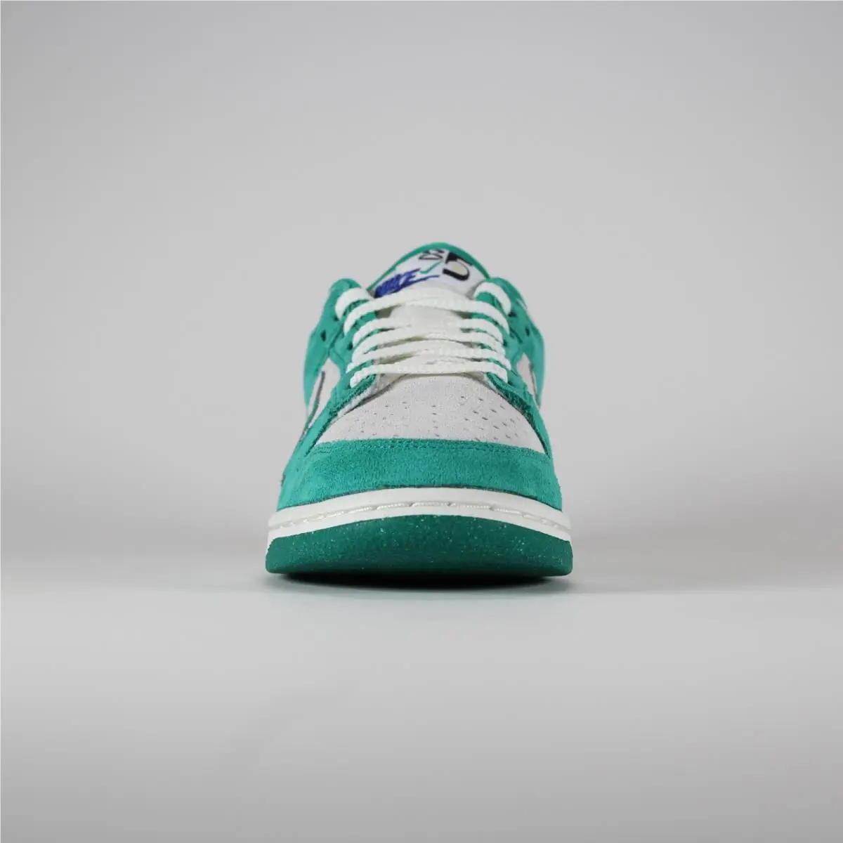 Nike shoes - Nike Dunk Low - Dunk Low - DO9457-101 - Green 3