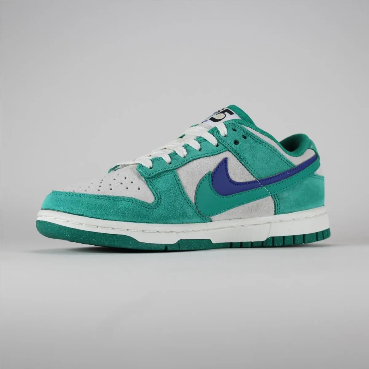 Nike shoes - Nike Dunk Low - Dunk Low - DO9457-101 - Green 4