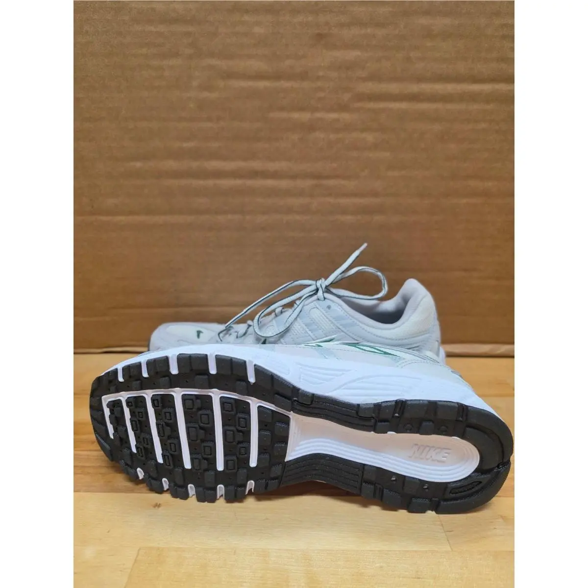 Nike shoes - HV5064 008 - White 3