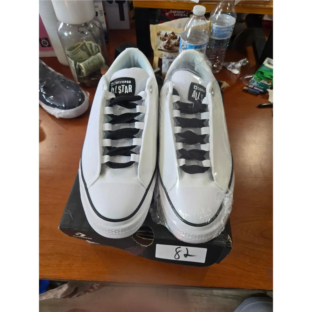 Converse Puff Taylor Ox White Black Low Top Sneakers A14722C Mens 10 Womens 11.5