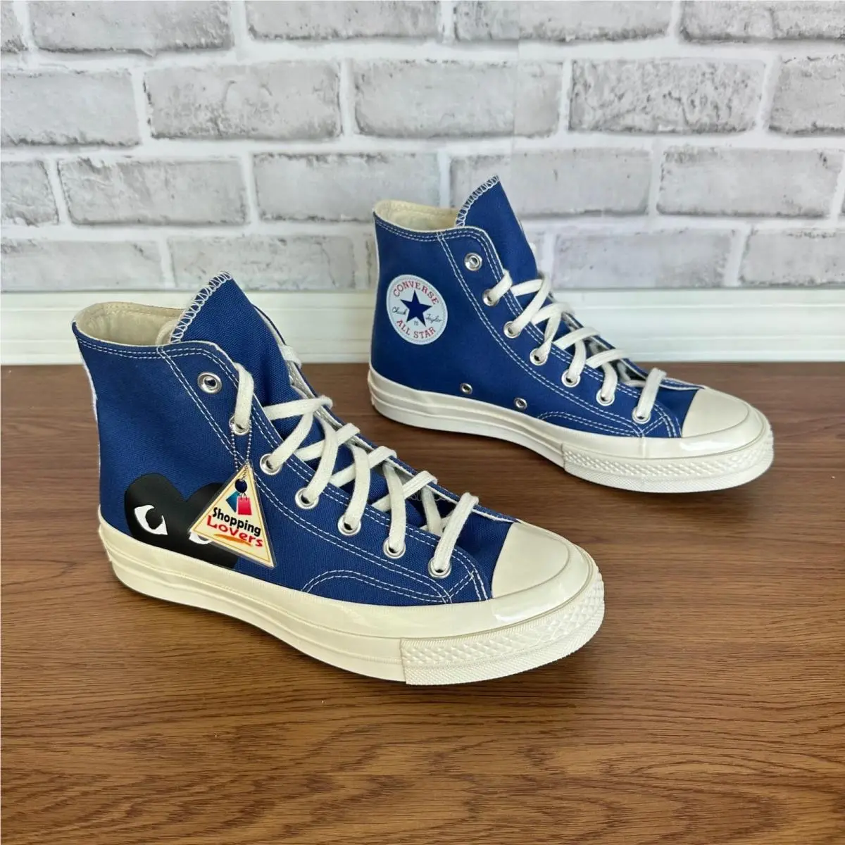 Converse shoes - Black (UPC: 194433008693) 0