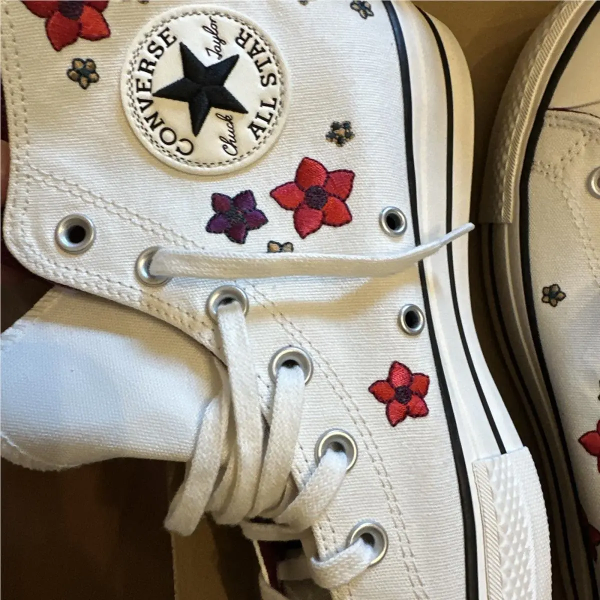 Converse shoes - Flowers - Flowers - White 1