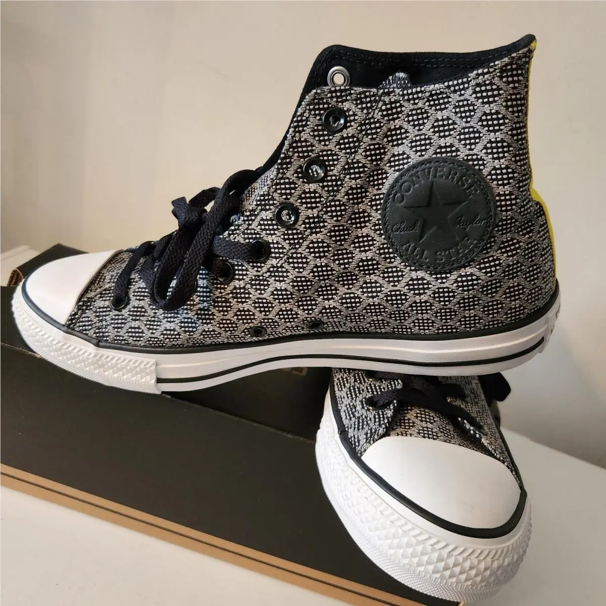 Converse shoes - Converse Chuck Taylor All Star Hi - 155436F - Black/White/Fresh Yellow 8