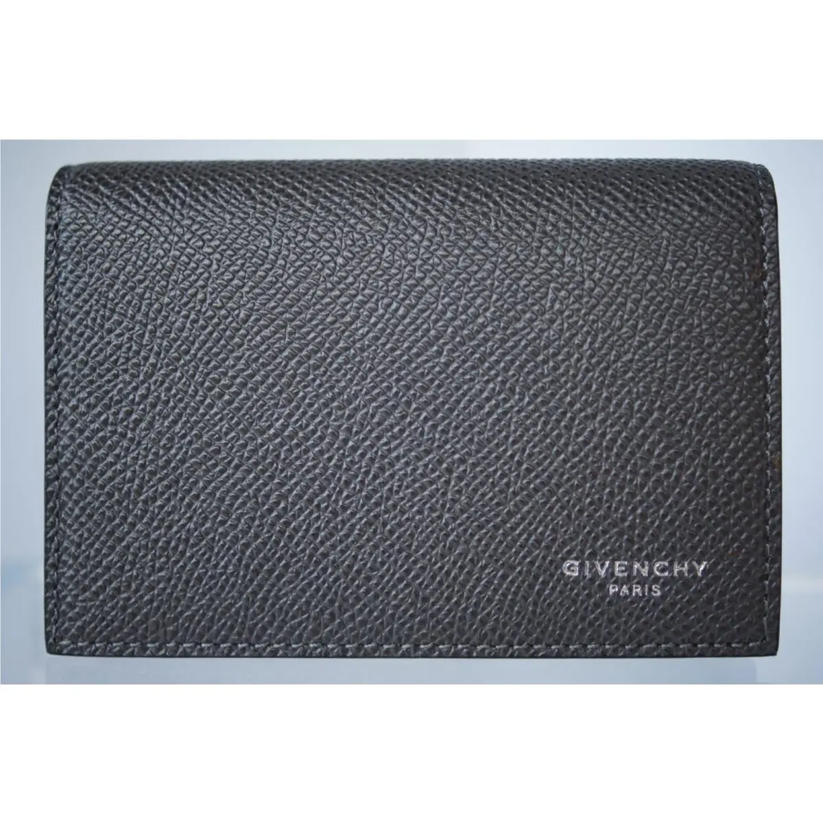 Givenchy Men`s Wallet CC Holder Classic Business Card Gray