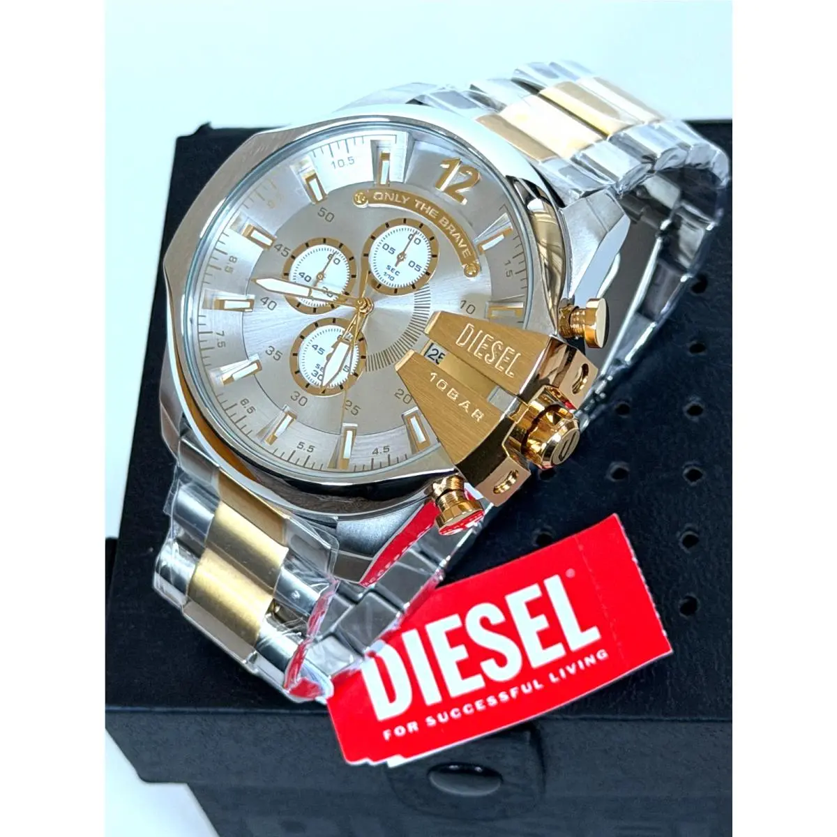 DZ4701 Mens Mega Chief Chronograph Two-tone S/steel Watch Bnwt/box by Diesel