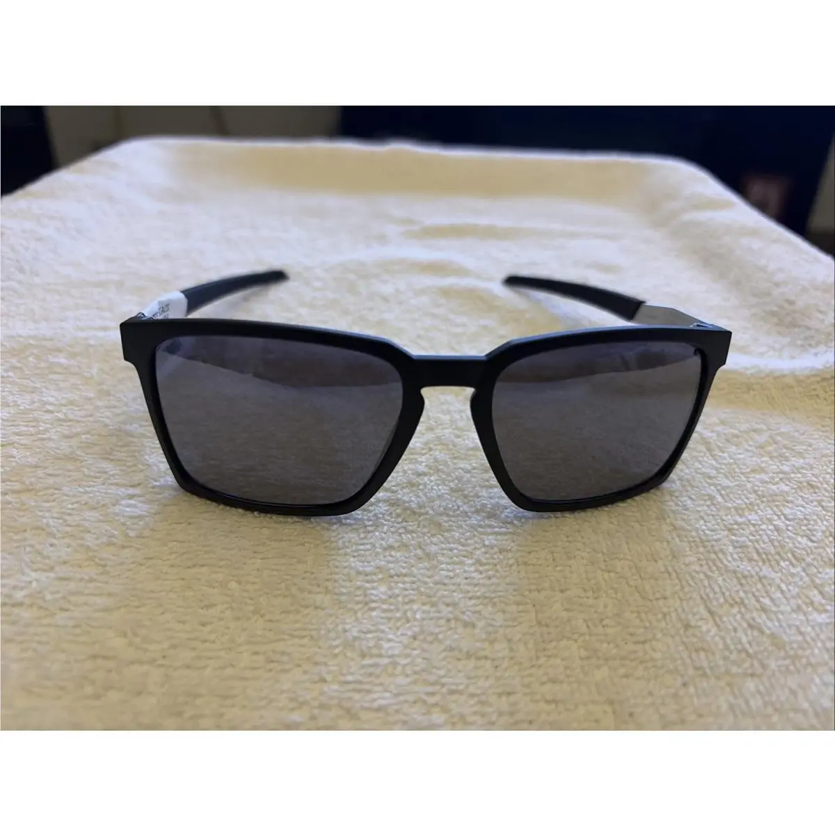 Oakley Sunglasses Exchange OO9483-0156 Size 56-17-136 3P