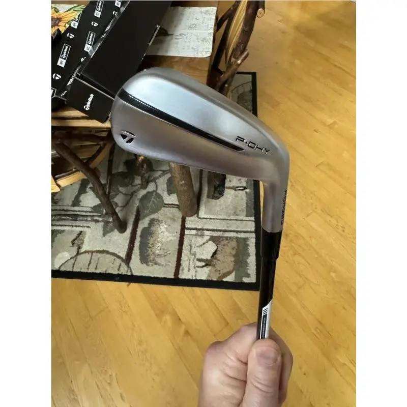 TaylorMade  13