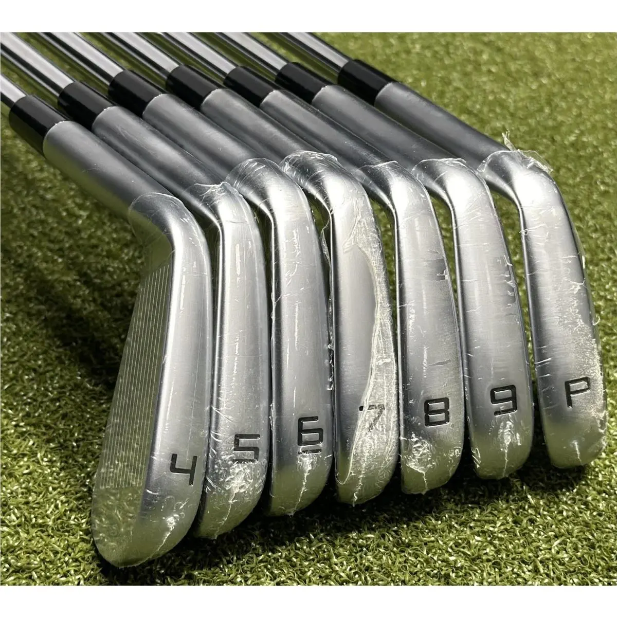 TaylorMade  - P7MC - Chrome, Lie Angle: Black 4