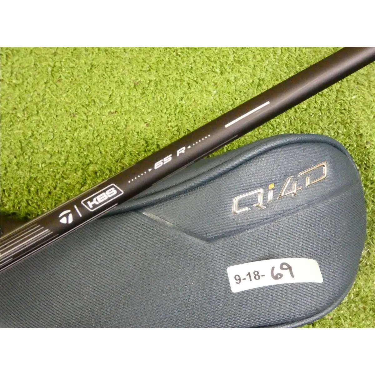 TaylorMade  - Qi4D 3