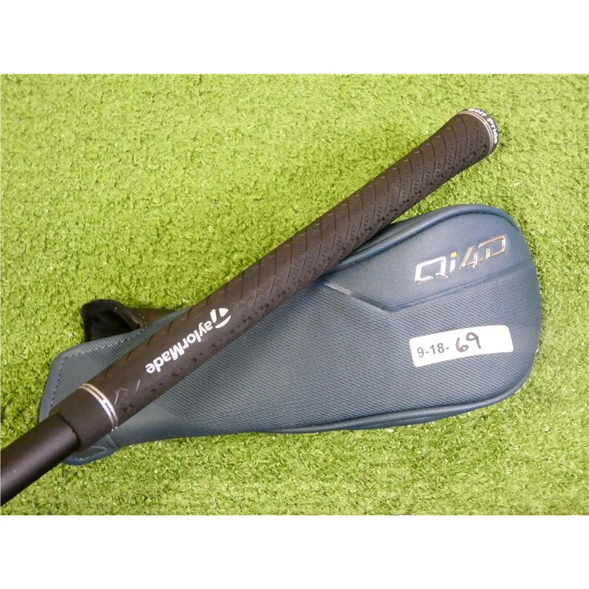 TaylorMade  - Qi4D 4