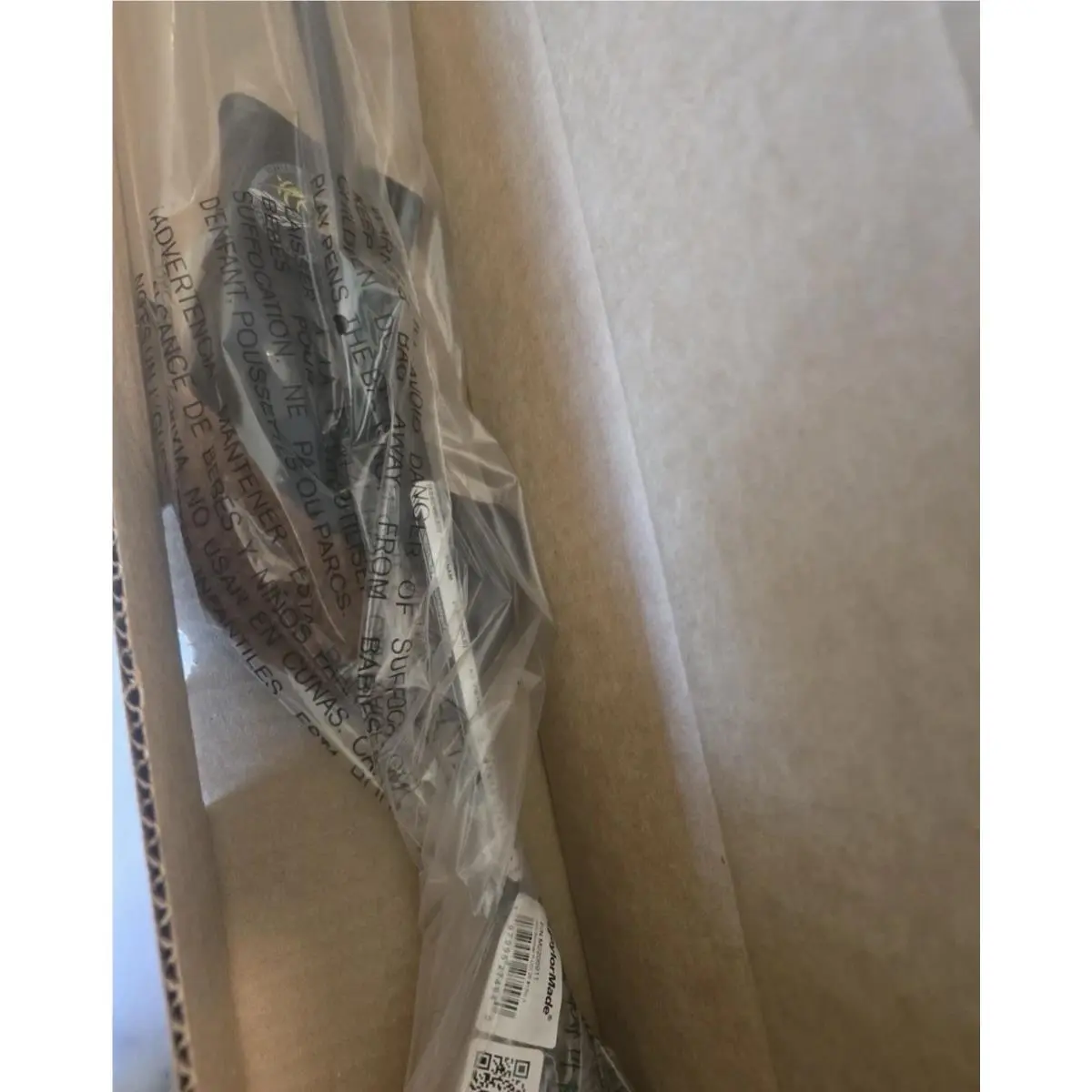 TaylorMade  - Black 2