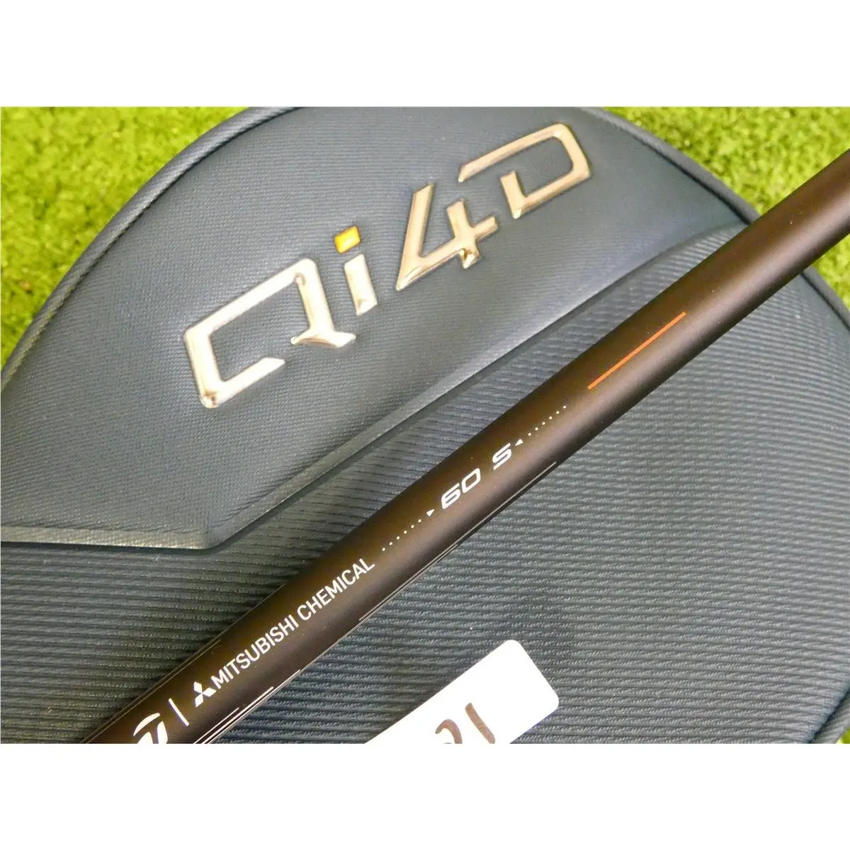 TaylorMade  - Qi4D LS - Red 2