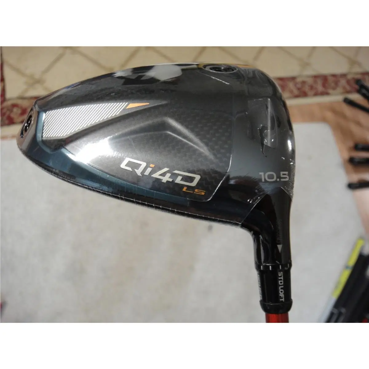 TaylorMade  - Qi-4D LS - Red 0