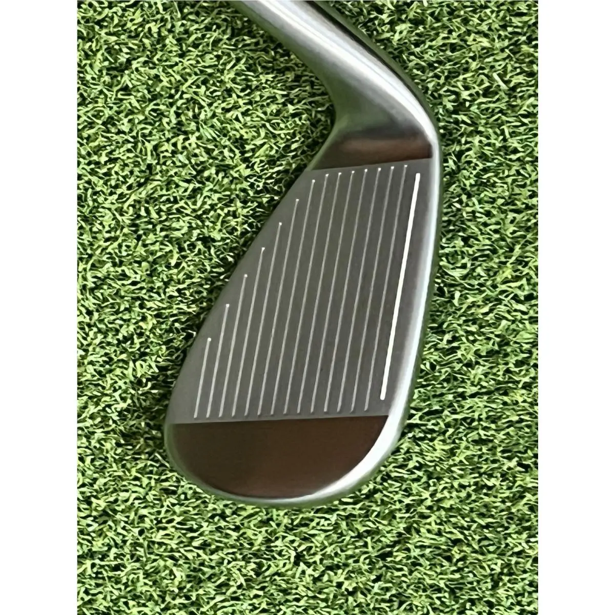TaylorMade  - Qi Approach - Approach 1