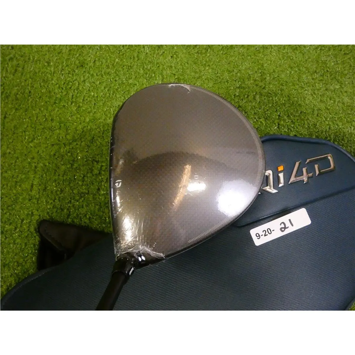 TaylorMade  - Qi4D - Red 1