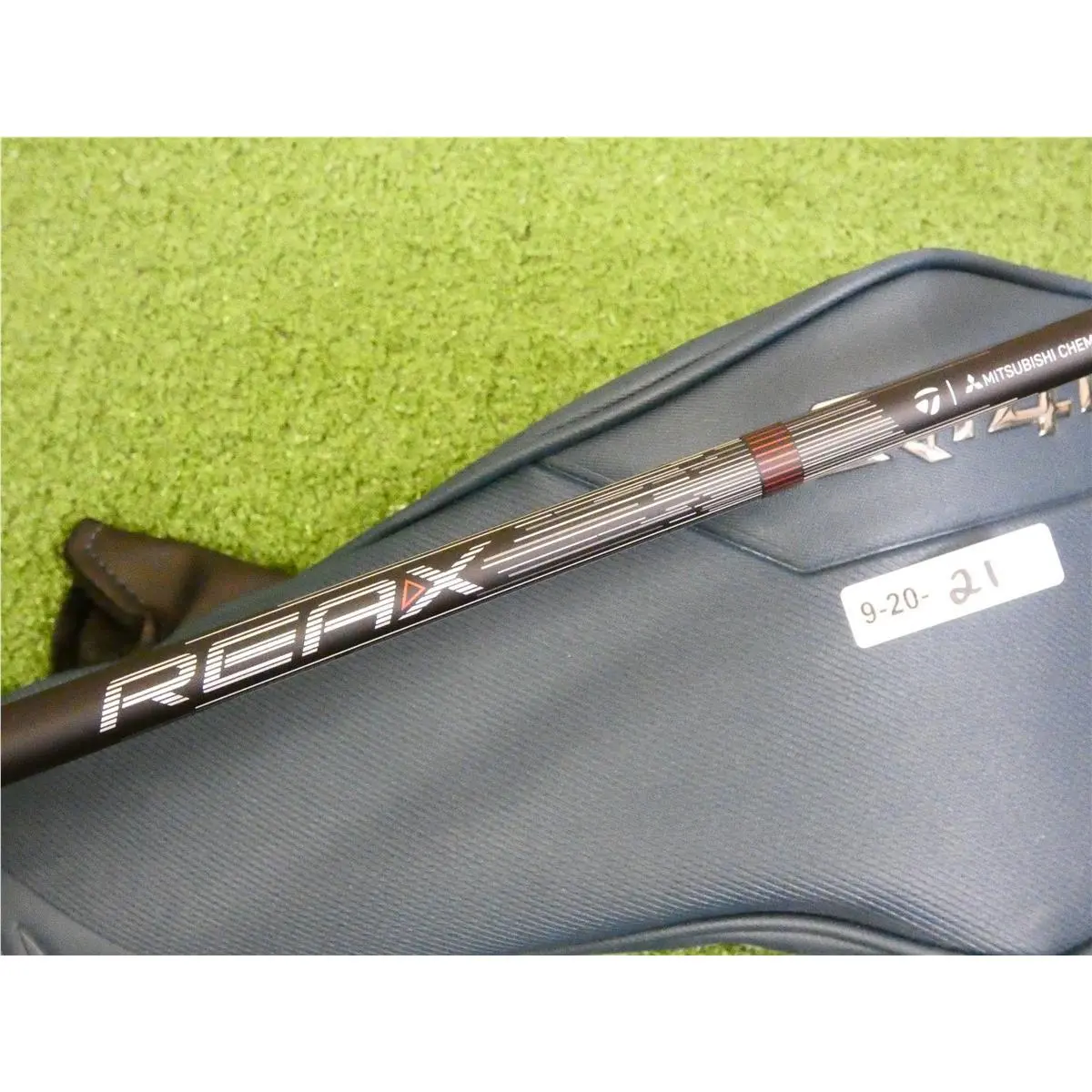 TaylorMade  - Qi4D - Red 2