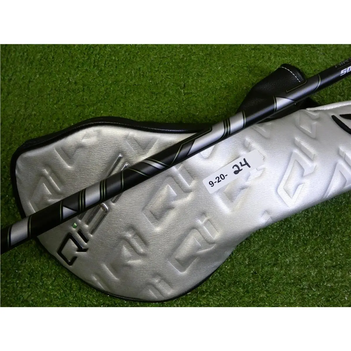 TaylorMade  - Qi35 LS 2