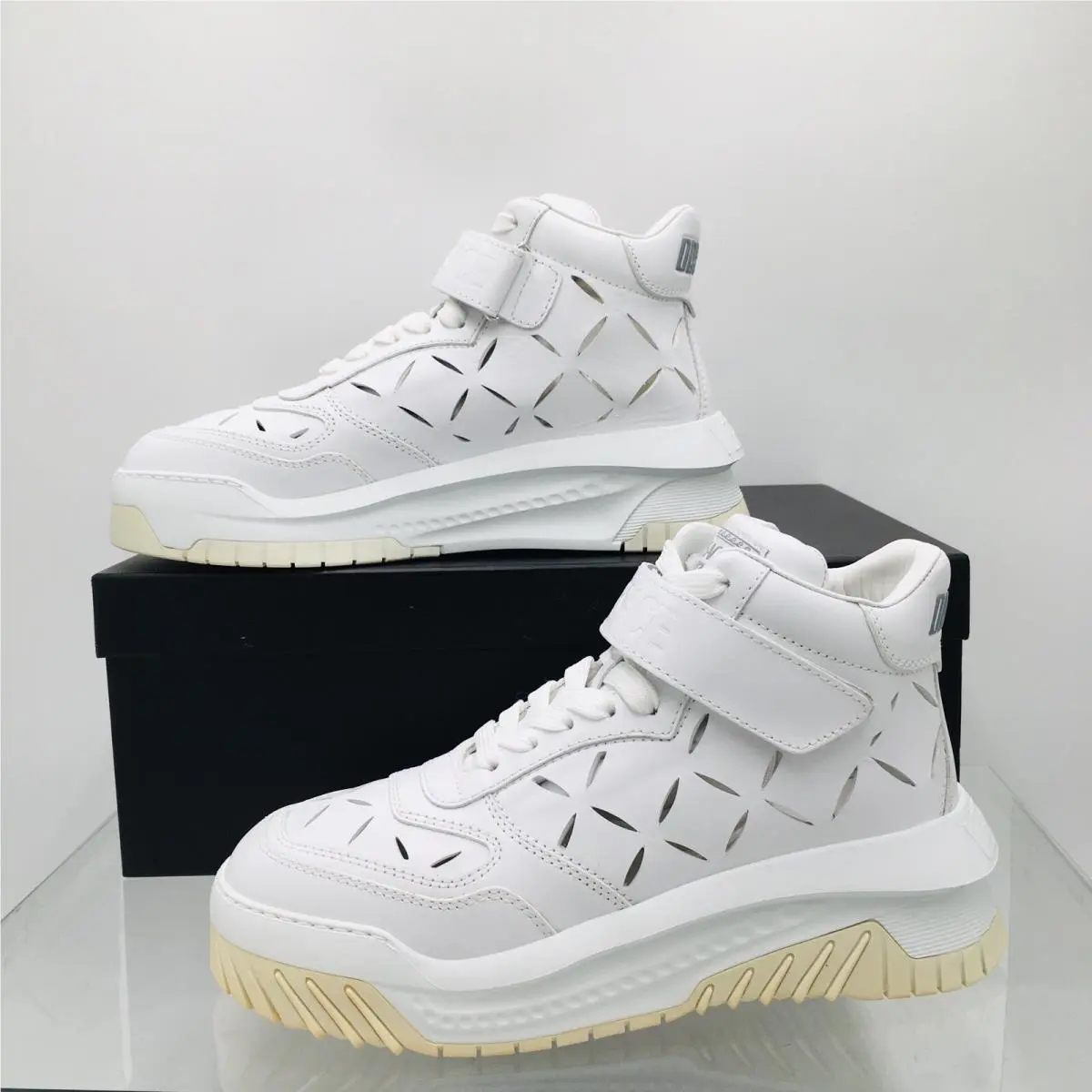 Versace shoes - Versace Odissea Sneaker - Odissea Sneaker - 1008964-1A06403-1W00P - White 3
