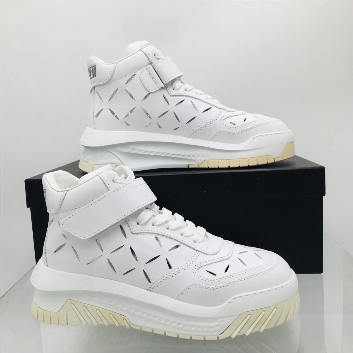 Versace shoes - Versace Odissea Sneaker - Odissea Sneaker - 1008964-1A06403-1W00P - White 4