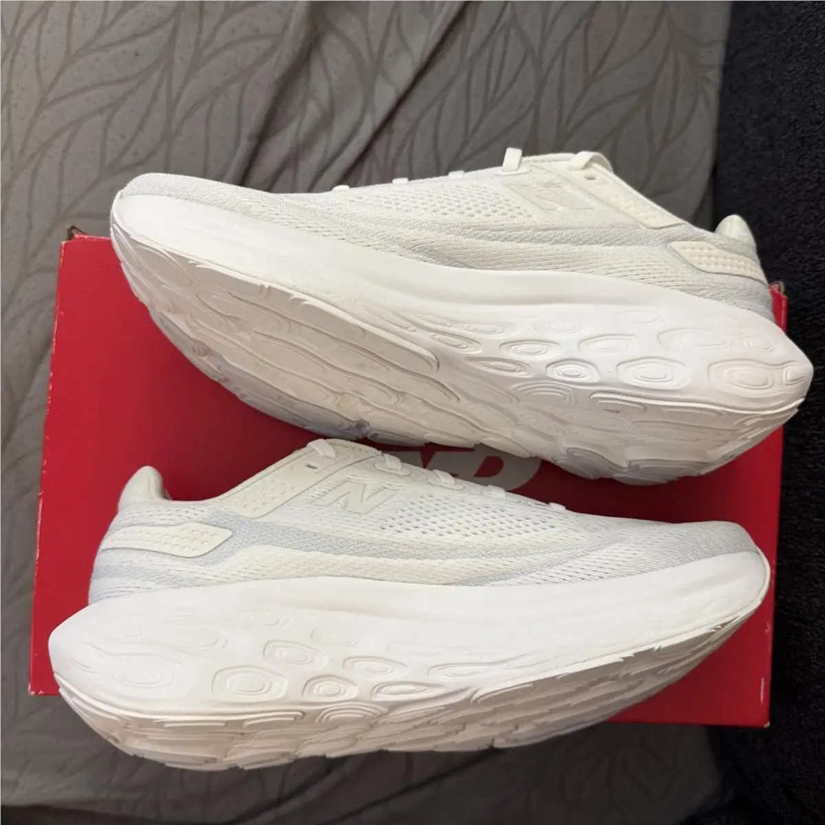 New Balance shoes - New Balance 880 - White 0