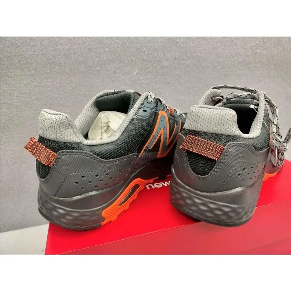 New Balance shoes - New Balance 410 - Black 2