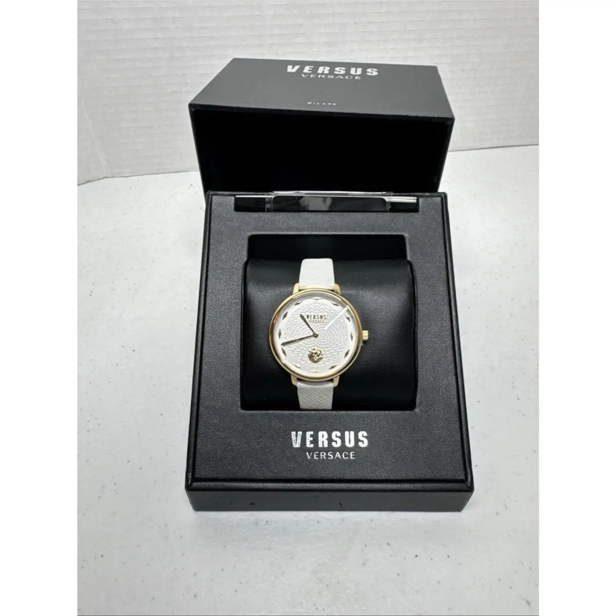 Versus Versace Womens White 36 mm La Villette Watch VSP1S2021