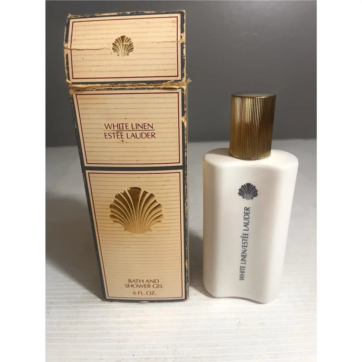 Estee Lauder White Linen Bath and Shower Gel 6 OZ Rare 1985 A55A by Estée Lauder