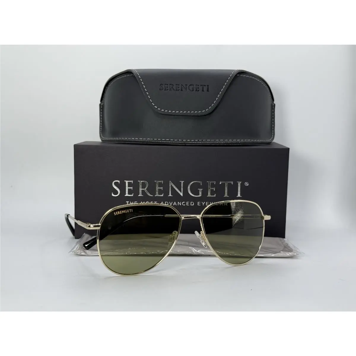 Serengeti Haywood S SS544005-S Gold Aviator Sunglasses