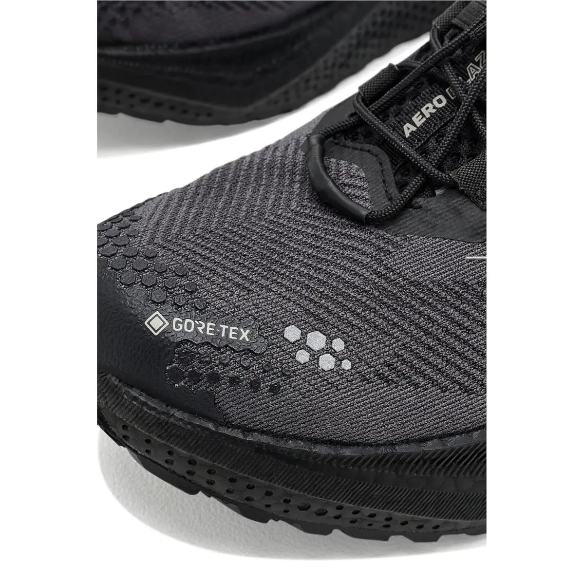 Salomon shoes - Black/Black/Paloma 11