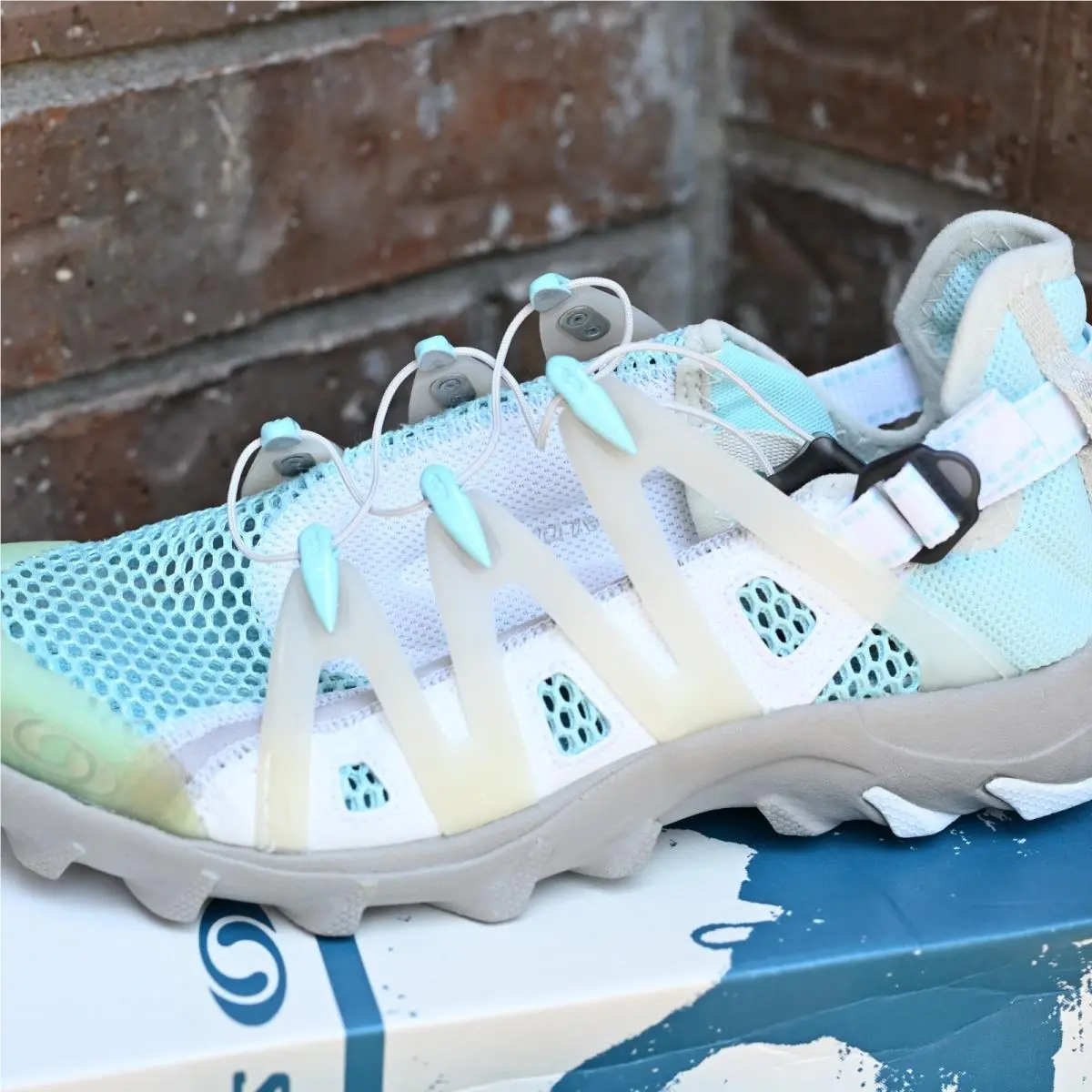 Salomon shoes - White 2