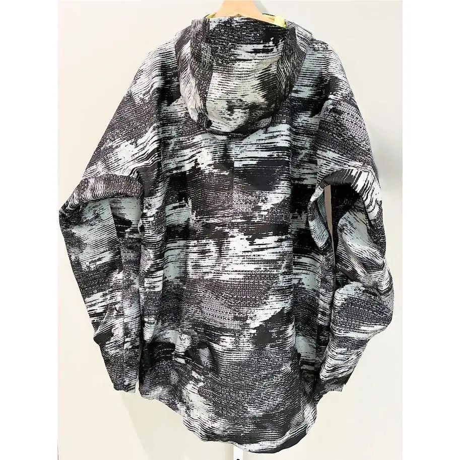 Salomon clothing - Black & White 10